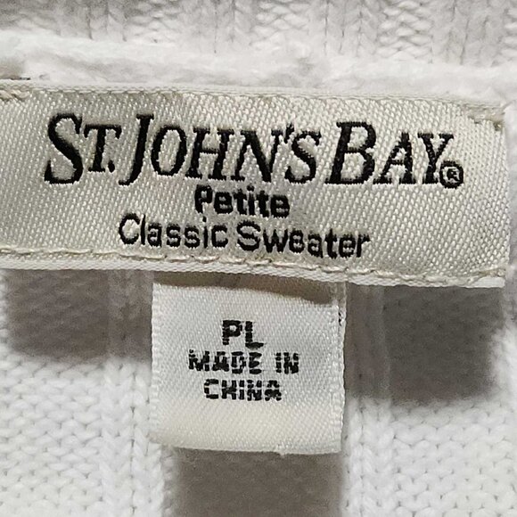 Vintage 90s Coastal Grandma white crew neck cable knit sweater from St Johns Bay - Picture 7 of 8